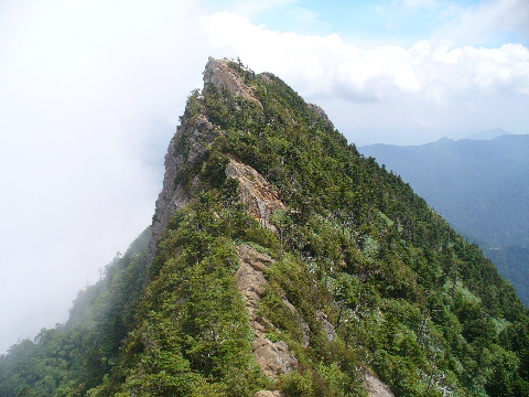 石鎚山